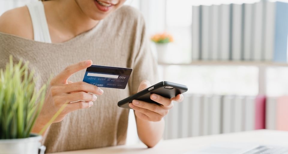 CyberMonday: Ventas superan los US$ 150 millones el primer día y CCS anuncia alargue hasta el jueves por caída de Facebook