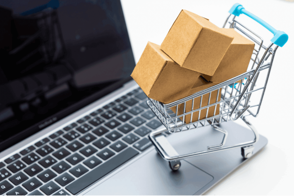 Cámara de Comercio de Santiago y Envíame sellan alianza estratégica para fortalecer el ecosistema del E-Commerce en Chile